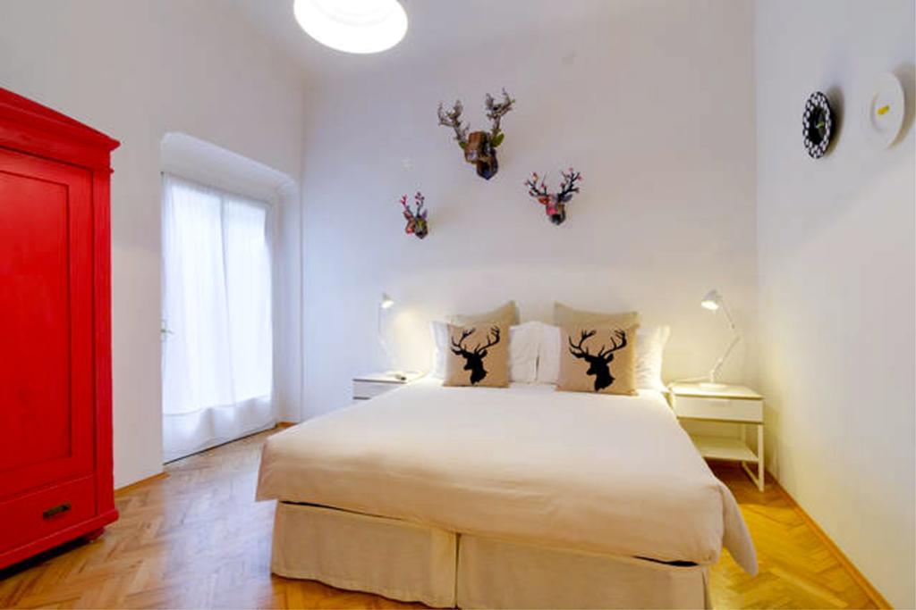 Al Cavour 34 Bed & Breakfast เตรนโต ภายนอก รูปภาพ