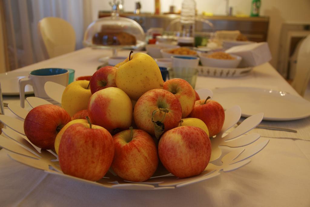 Al Cavour 34 Bed & Breakfast เตรนโต ภายนอก รูปภาพ