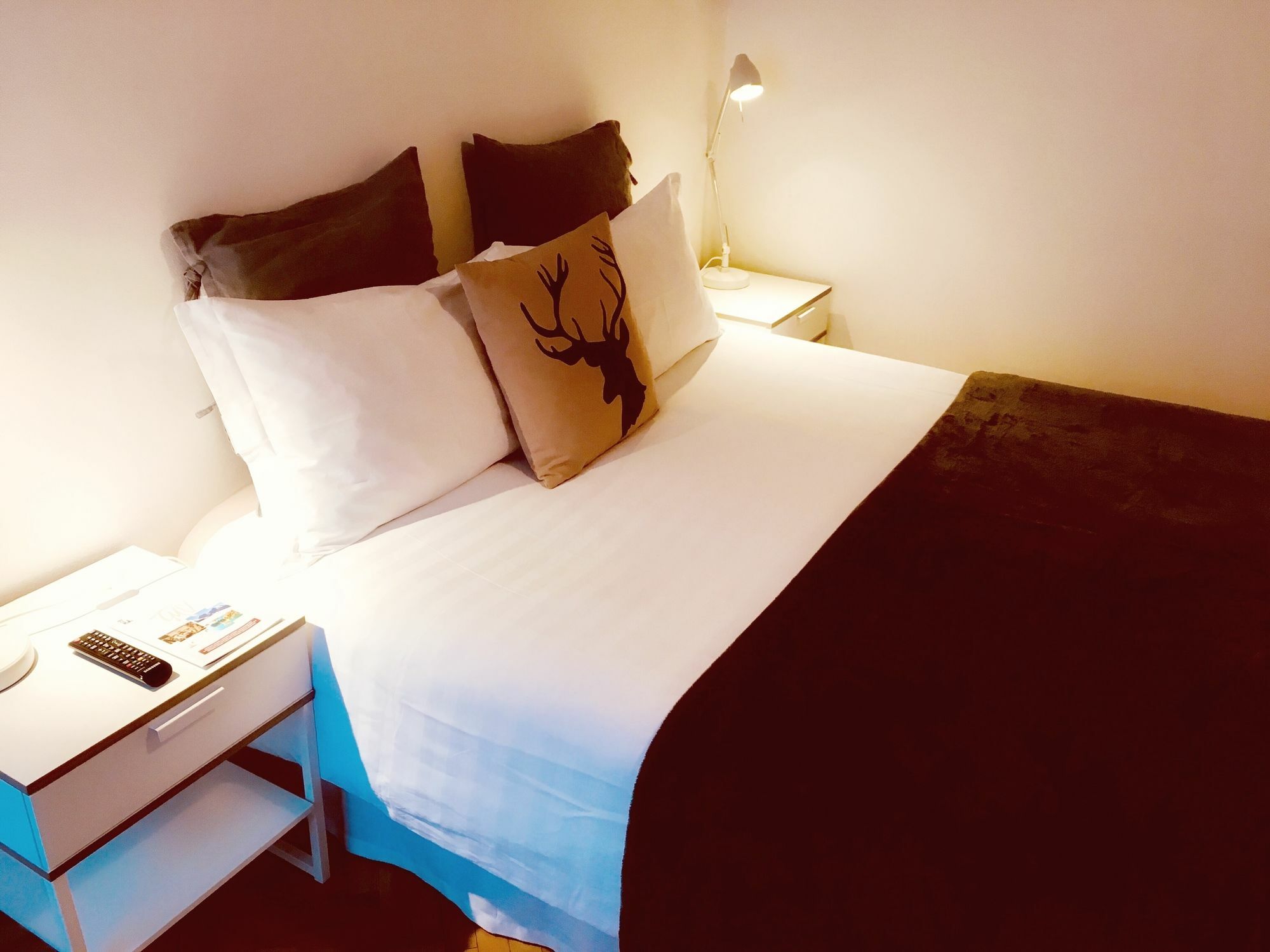 Al Cavour 34 Bed & Breakfast เตรนโต ภายนอก รูปภาพ